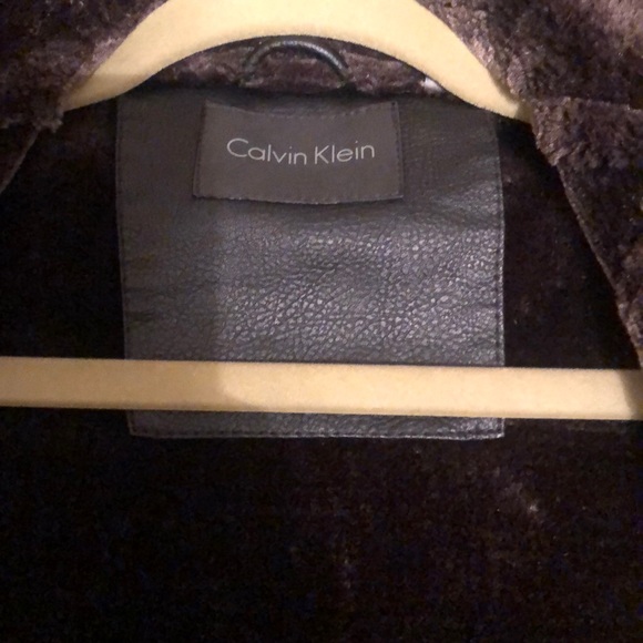 Beautiful Calvin Klein faux shearling jacket NWOT - Picture 3 of 4